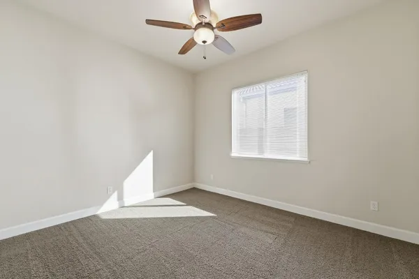 $672,500 | 2558 Edgebrook Lane, Manteca, CA 95336