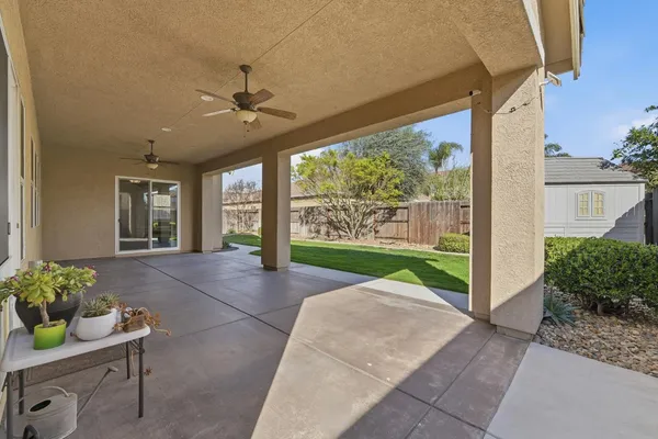 $672,500 | 2558 Edgebrook Lane, Manteca, CA 95336