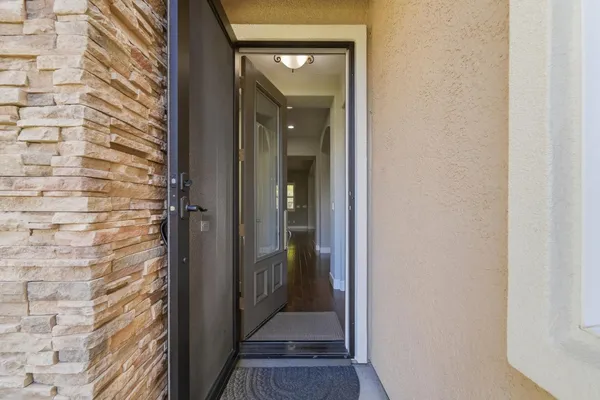 $672,500 | 2558 Edgebrook Lane, Manteca, CA 95336