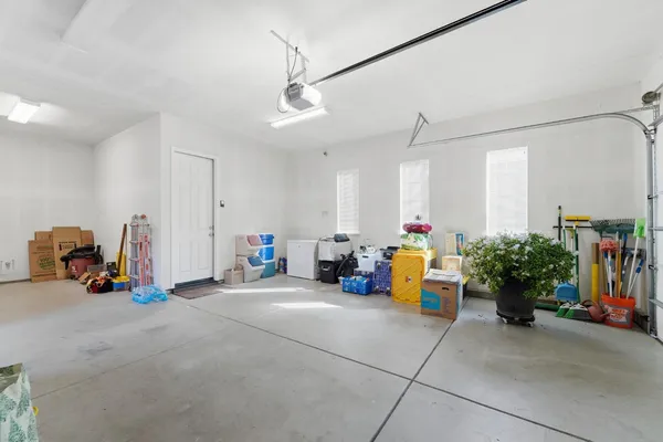 $672,500 | 2558 Edgebrook Lane, Manteca, CA 95336