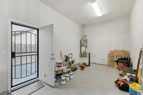 $672,500 | 2558 Edgebrook Lane, Manteca, CA 95336