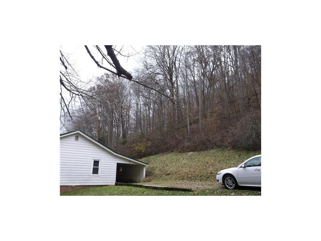 631 Red Hill Road Gate City, VA 24251 - Photo 3 of 7 Photo 3