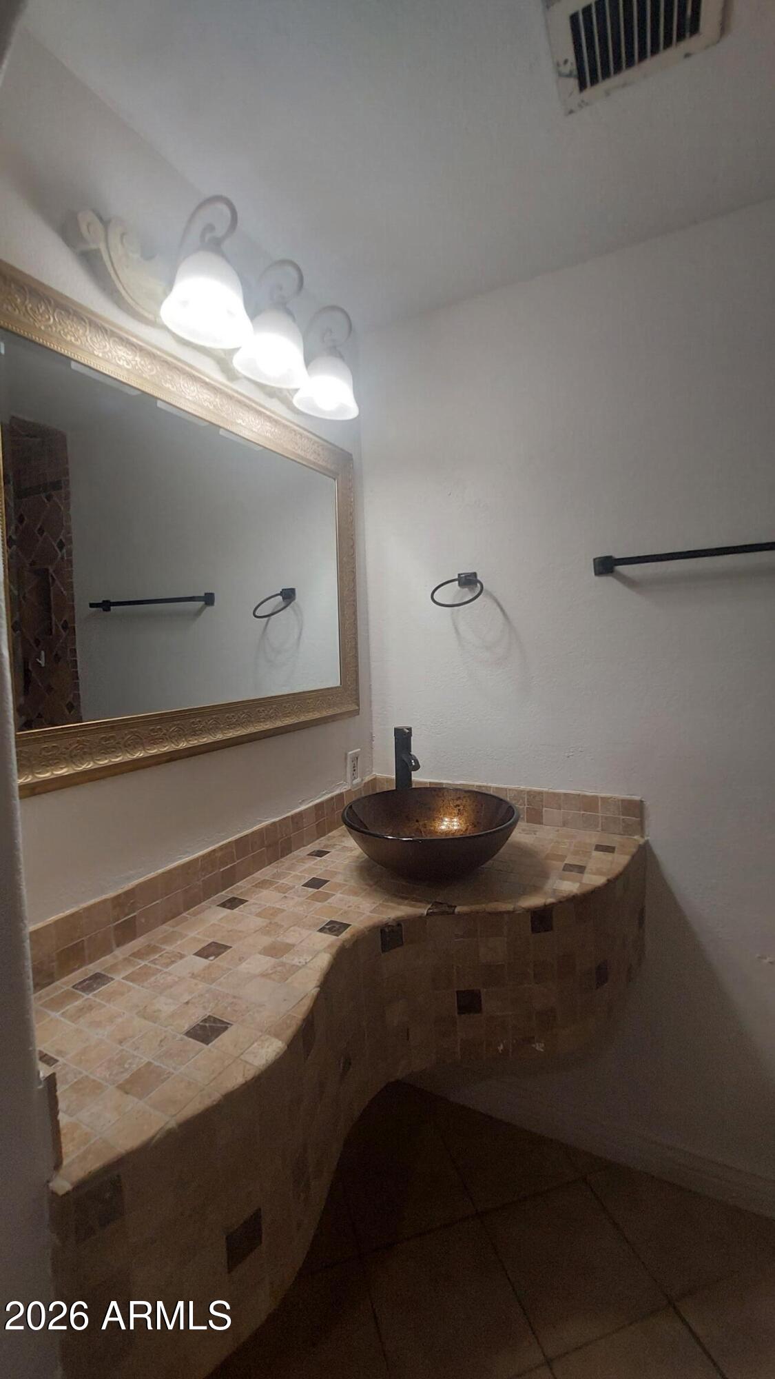 2448 West Freeway Lane Phoenix, AZ 85021 - Photo 19 of 27 a view of a sink