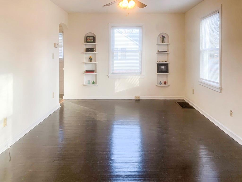 2406 Maple Street Columbus, IN 47201 - Photo 3 of 13 Gallery Image 3