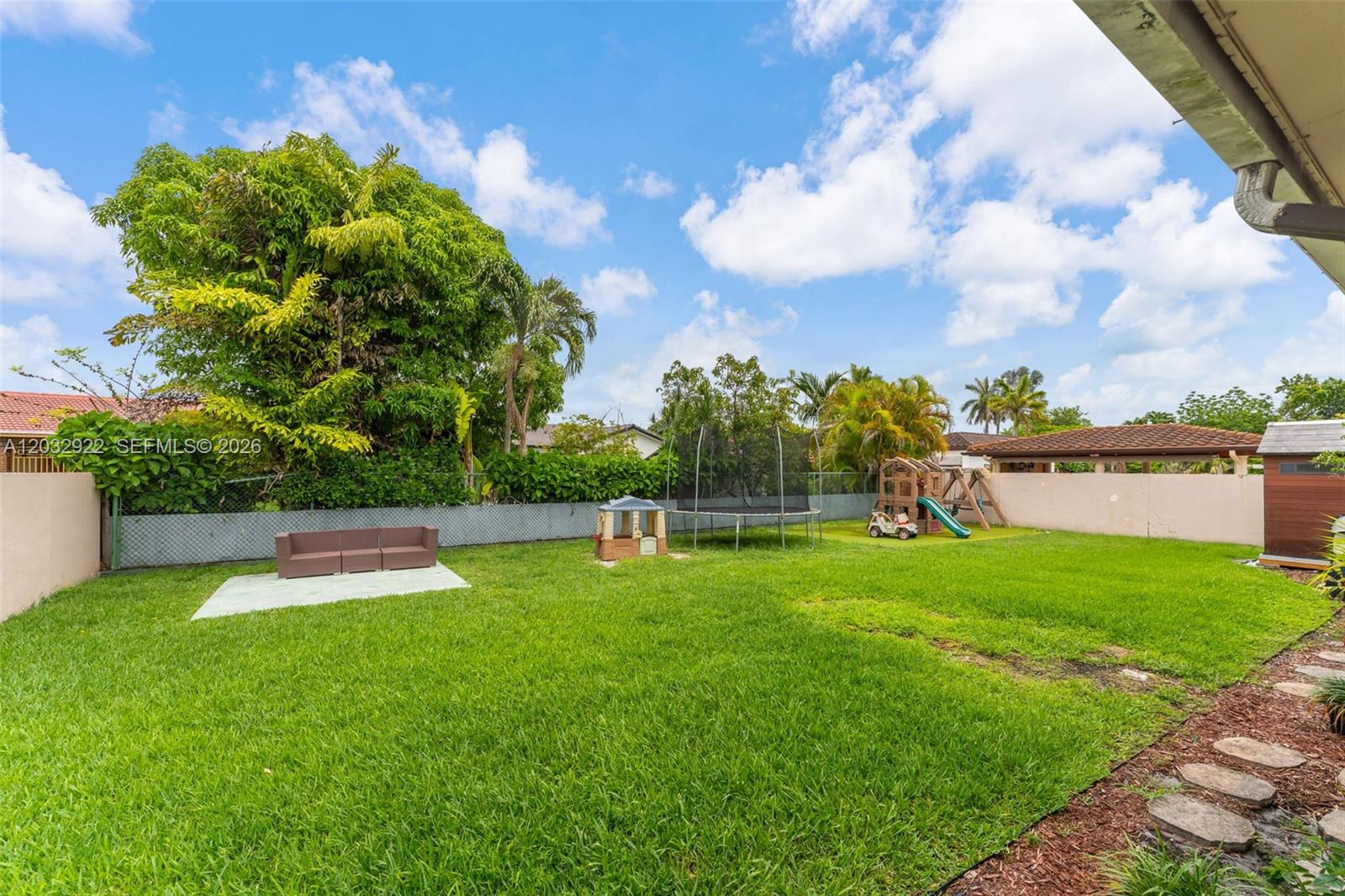 14061 Southwest 39th Street Miami, FL 33175 - Photo 26 of 38 Room for a pool.