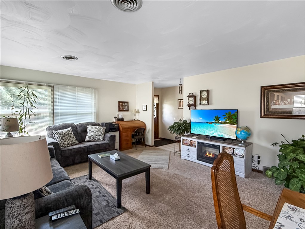 2220 West Ravina Park Road Decatur, IL 62526 - Photo 8 of 36