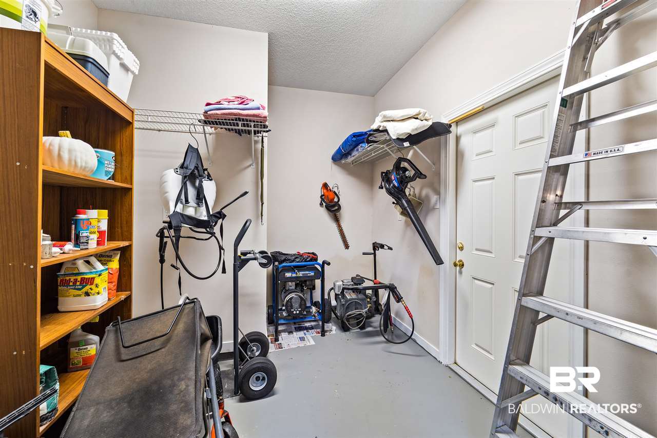 516 Ridgewood Drive Daphne, AL 36526 - Photo 25 of 38 Workshop