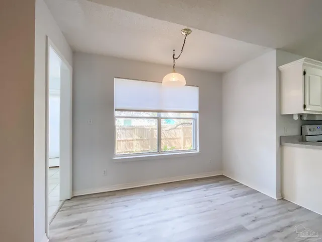 $2,050 | 5917 North Bay Point Drive, Pensacola, FL 32507