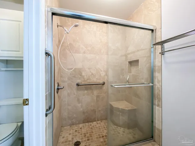 $2,050 | 5917 North Bay Point Drive, Pensacola, FL 32507