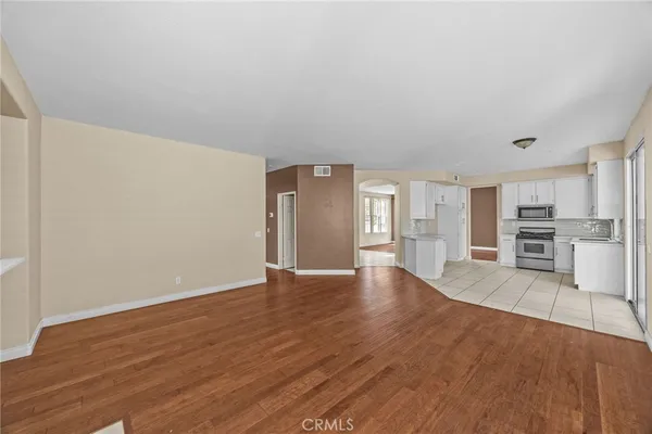 $863,500 | 747 Ochee Circle, Corona, CA 92879
