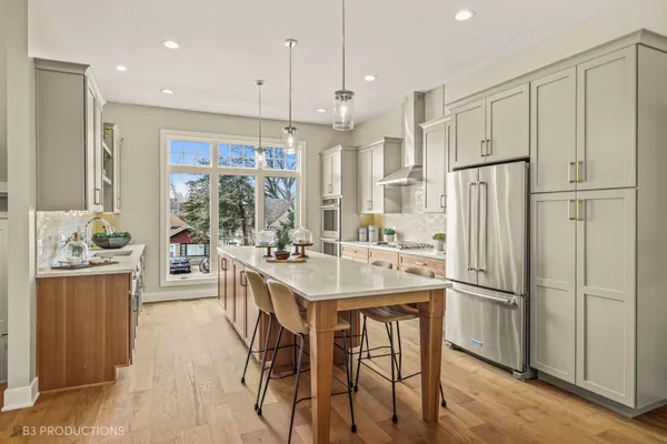 $926,000 | 103 Valparaiso Street, Valparaiso, IN 46383