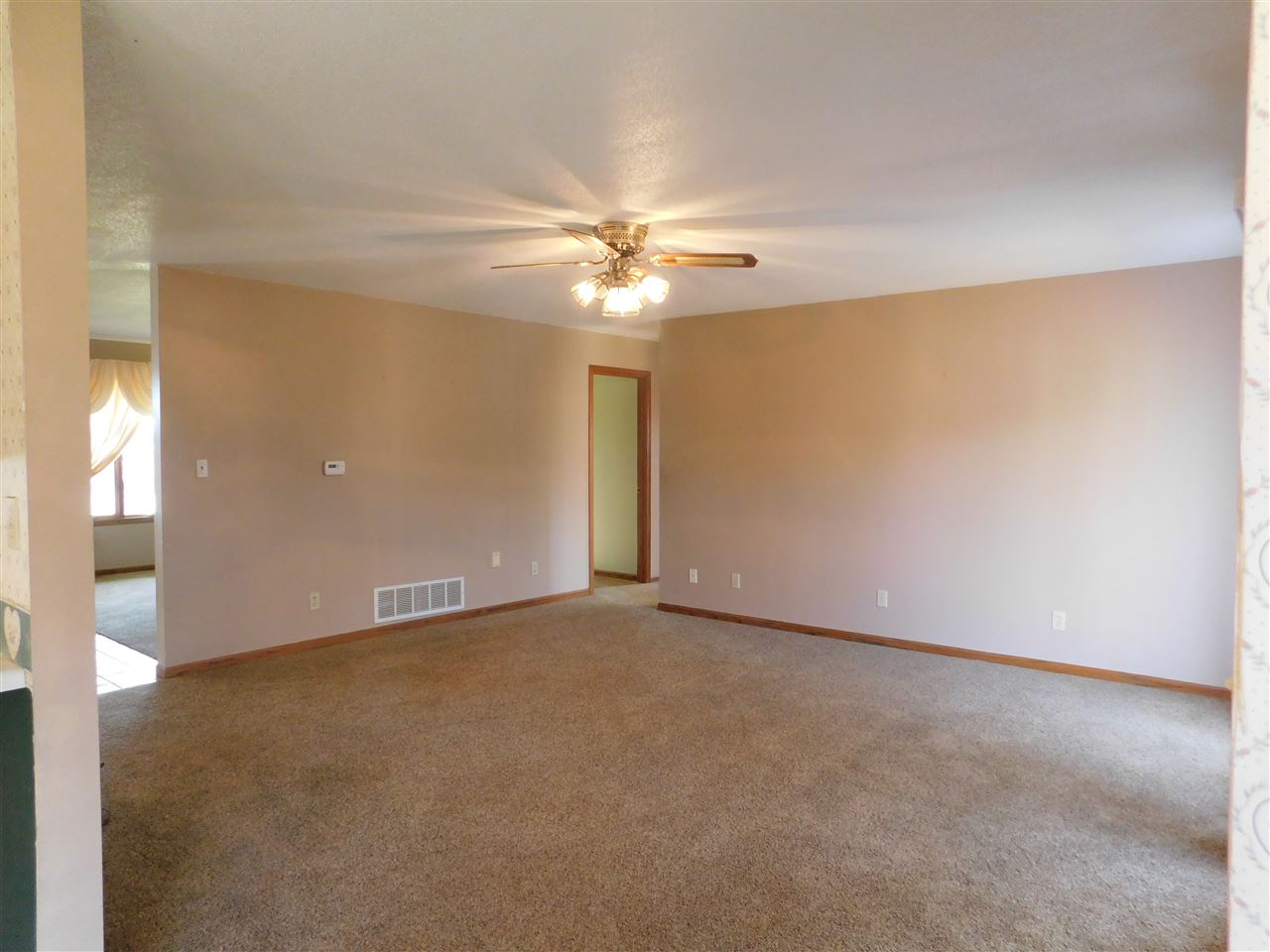 7168 North Triumph Road Leaf River, IL 61047 - Photo 11 of 18 Gallery Image 11