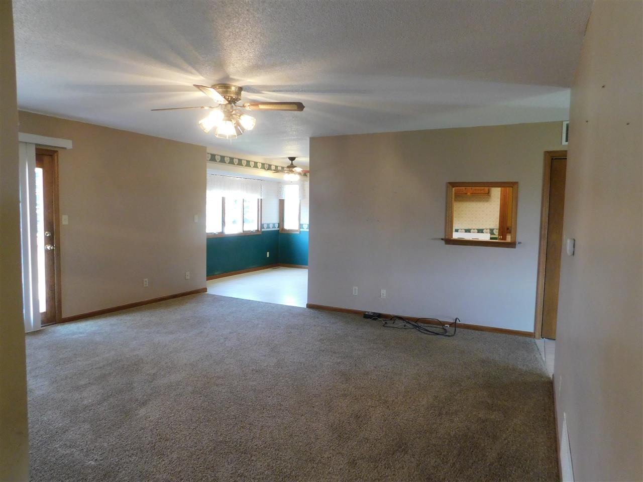 7168 North Triumph Road Leaf River, IL 61047 - Photo 10 of 18 Gallery Image 10