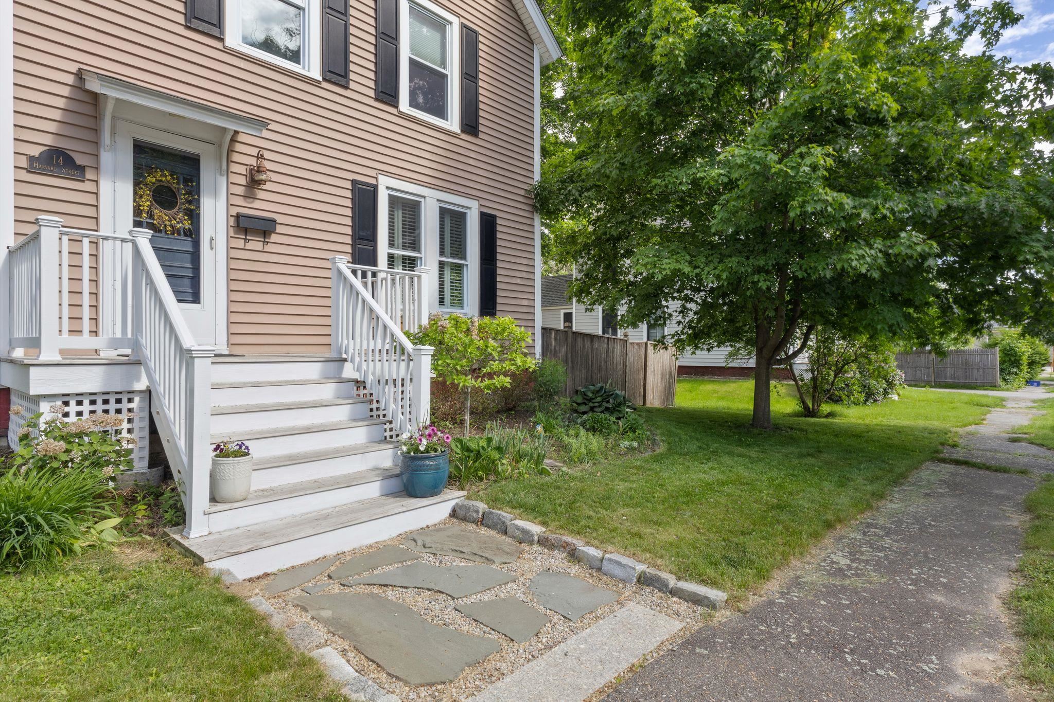 14 Harvard Street Exeter, NH 03833 - Photo 3 of 60