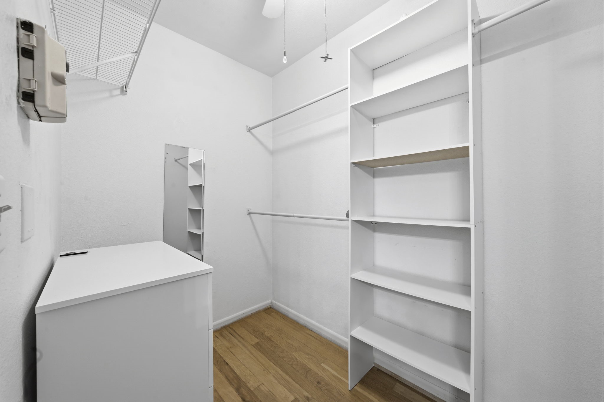 3505 Sage Road, Unit 1905 Houston, TX 77056 - Photo 9 of 15 a utility room with dryer and washer