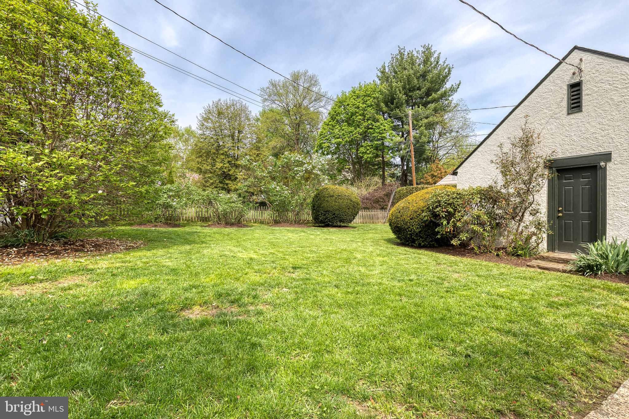 202 Taplow Road Baltimore, MD 21212 - Photo 49 of 56 a view of an outdoor space and a yard