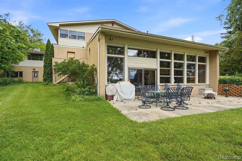 11034 East Grand River Road Brighton, MI 48116 - Photo 54 of 60