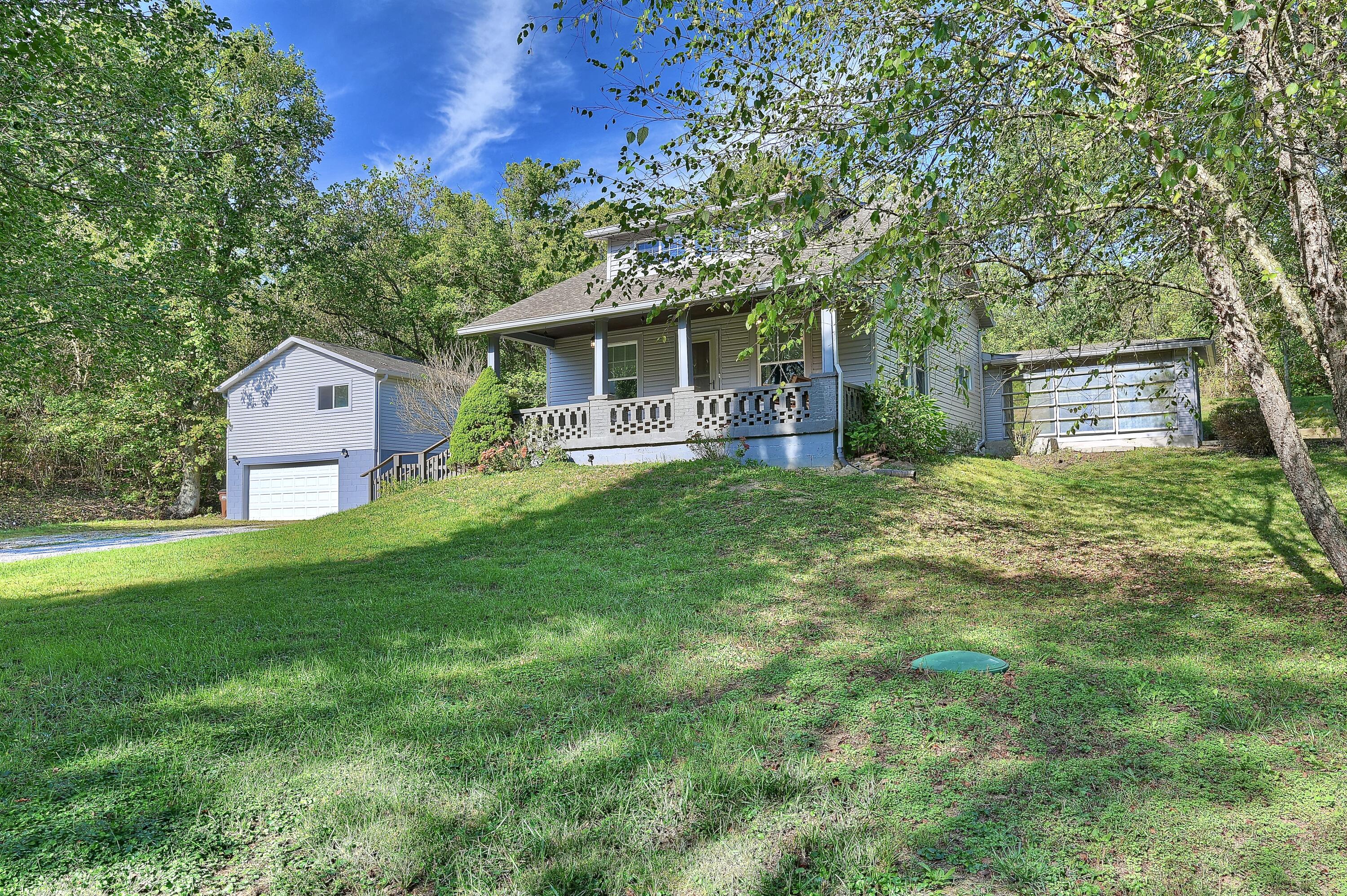 10080 Marshall Road Covington, KY 41015 - Photo 4 of 38