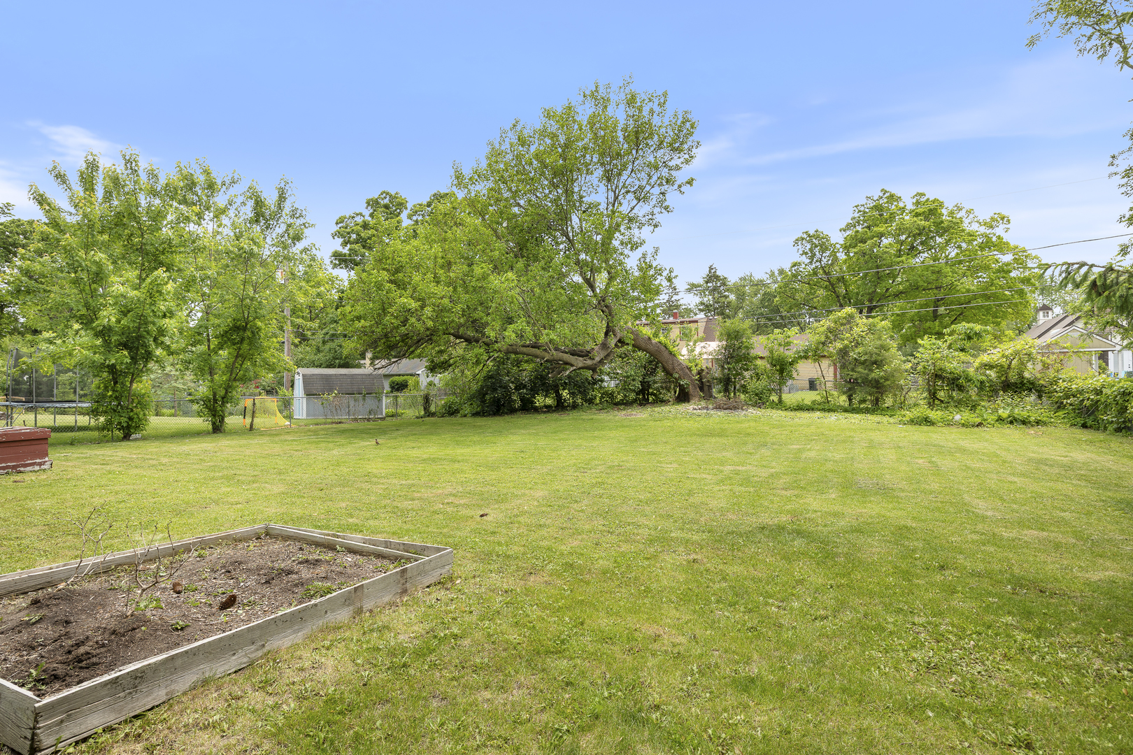 29W459 Lee Road West Chicago, IL 60185 - Photo 21 of 25 Gallery Image 21