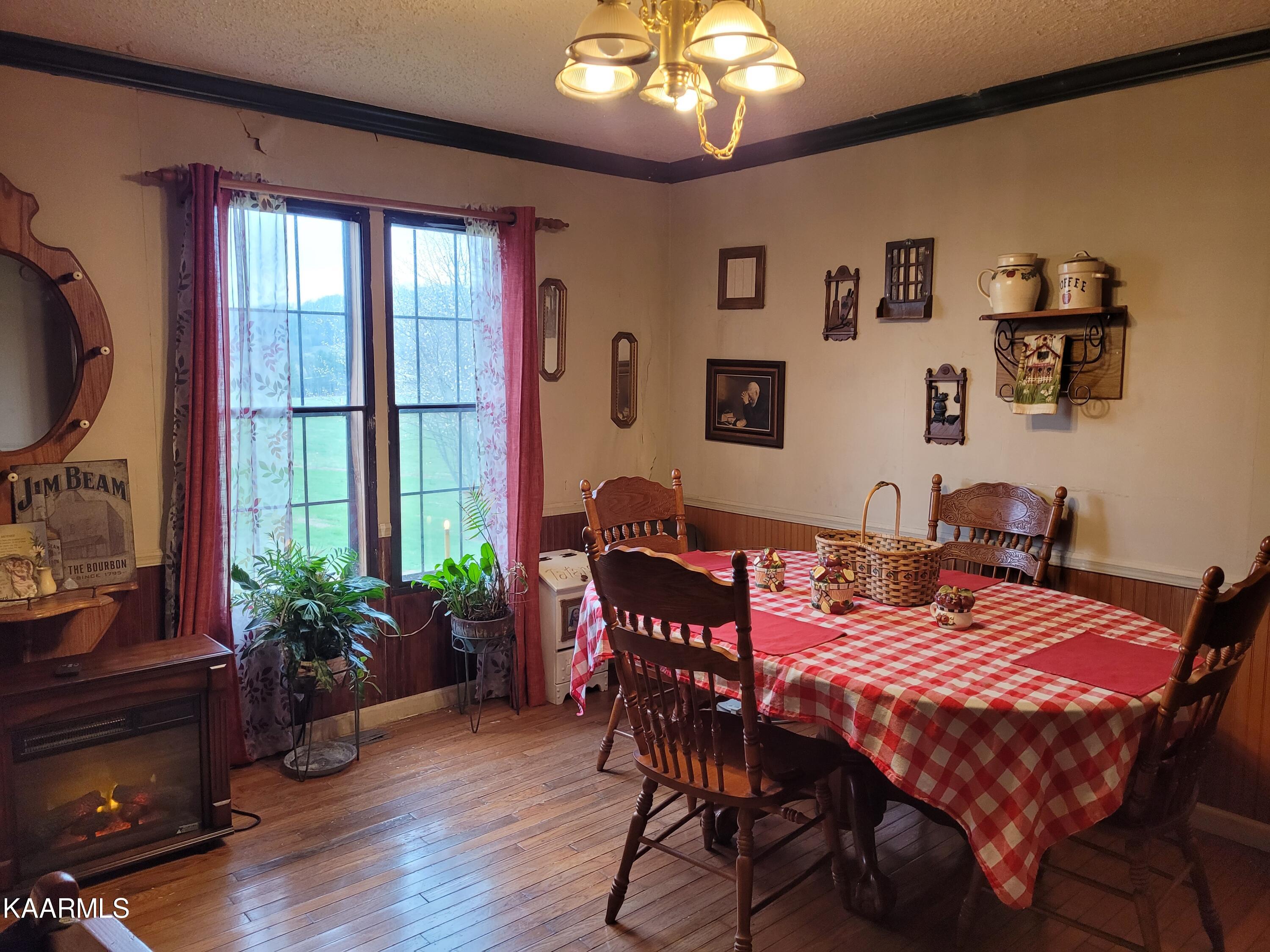 170 Anderson Road Sweetwater, TN 37874 - Photo 9 of 14 170 Anderson Dining