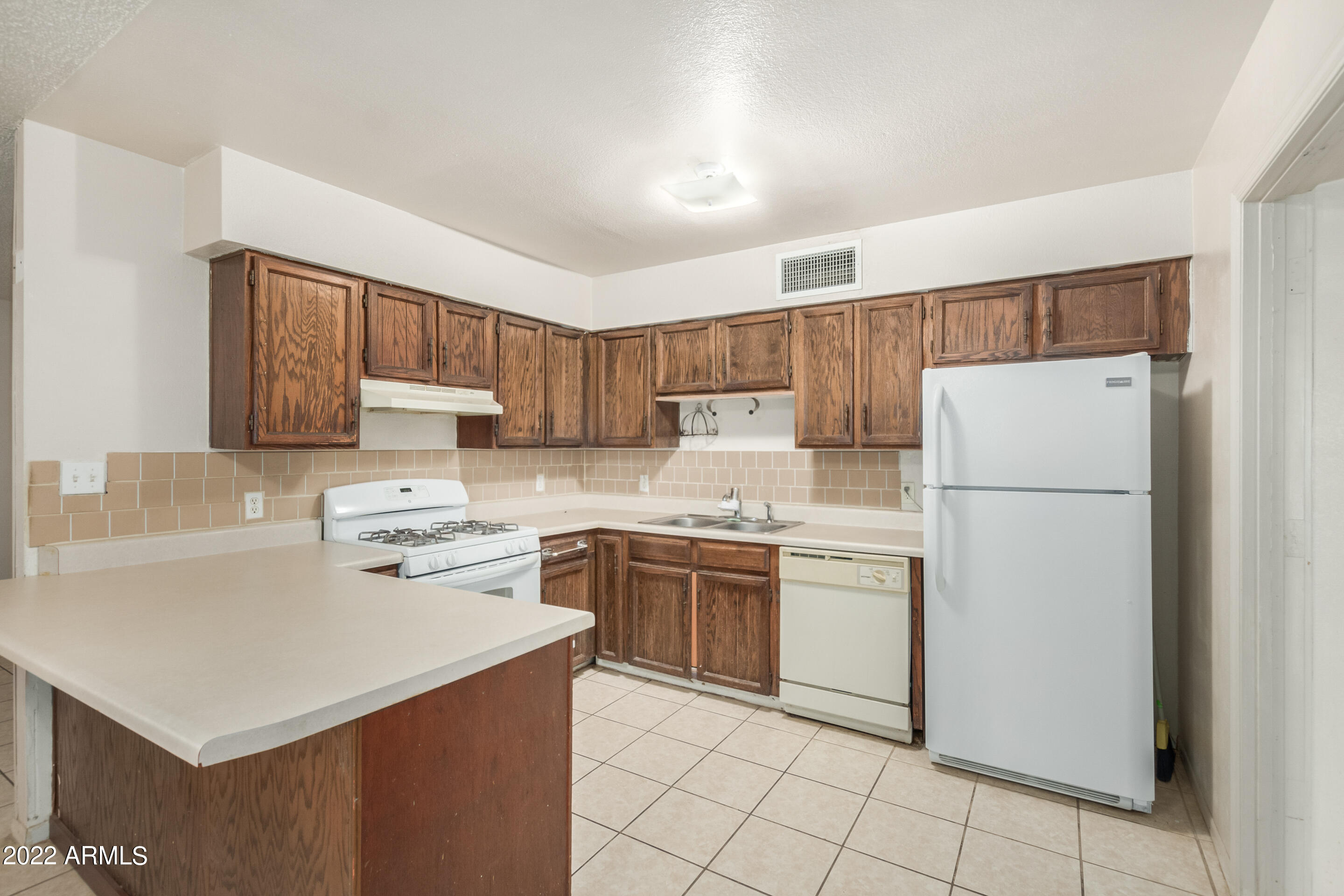 516 West 9th Street Casa Grande, AZ 85122 - Photo 12 of 18 19 - 9th