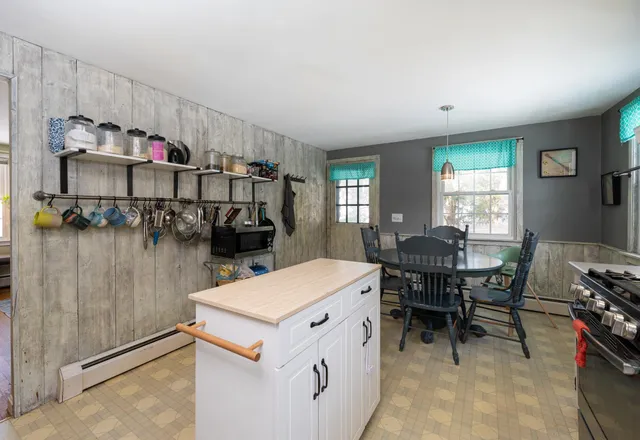 $489,900 | 24 Sanborn Drive, Nashua, NH 03063