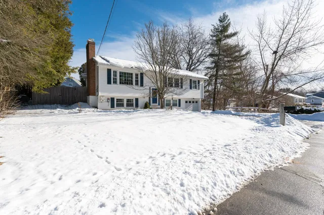 $489,900 | 24 Sanborn Drive, Nashua, NH 03063