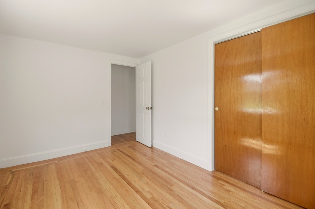 55 Mixter Street Middletown, RI 02842 - Photo 24 of 43