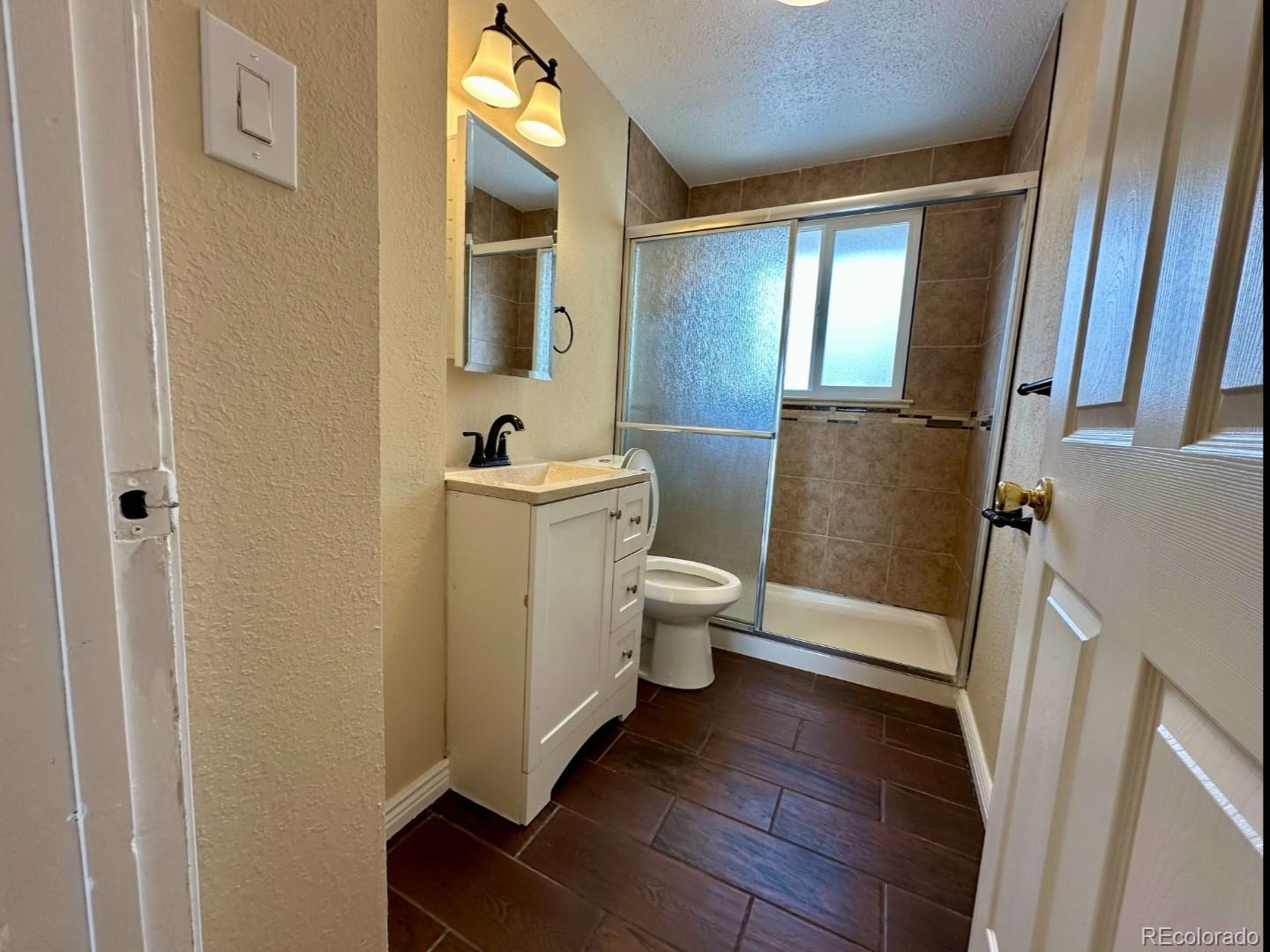 1801 South Grove Street Denver, CO 80219 - Photo 4 of 17