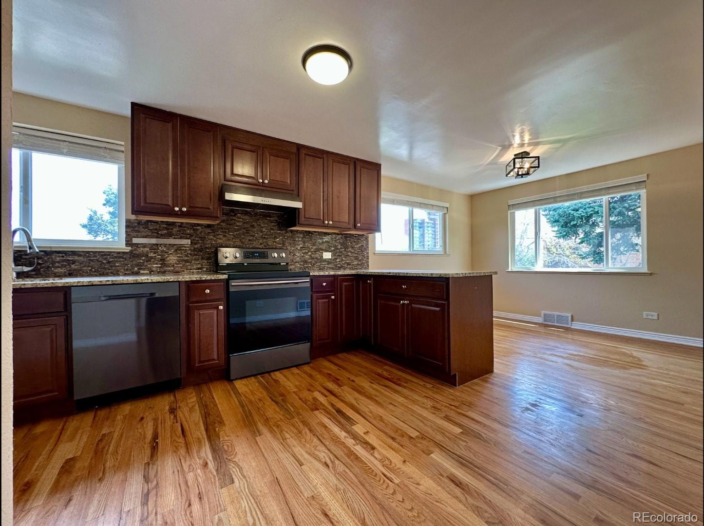 1801 South Grove Street Denver, CO 80219 - Photo 7 of 17