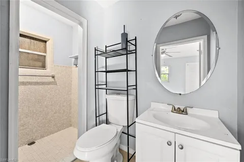 $999,000 | 781 101st Avenue North, Naples, FL 34108
