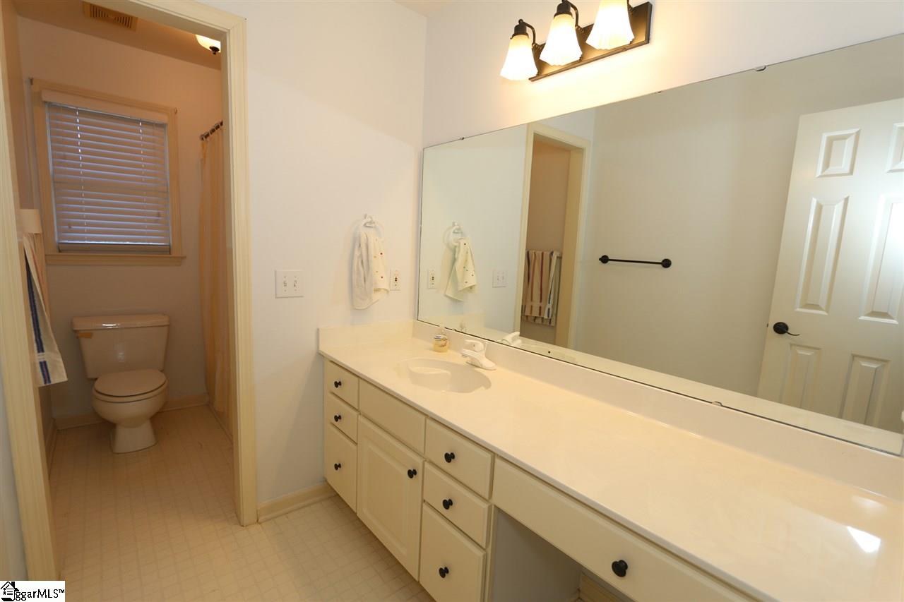 202 Pheasant Way Fountain Inn, SC 29644 - Photo 16 of 23 Gallery Image 16