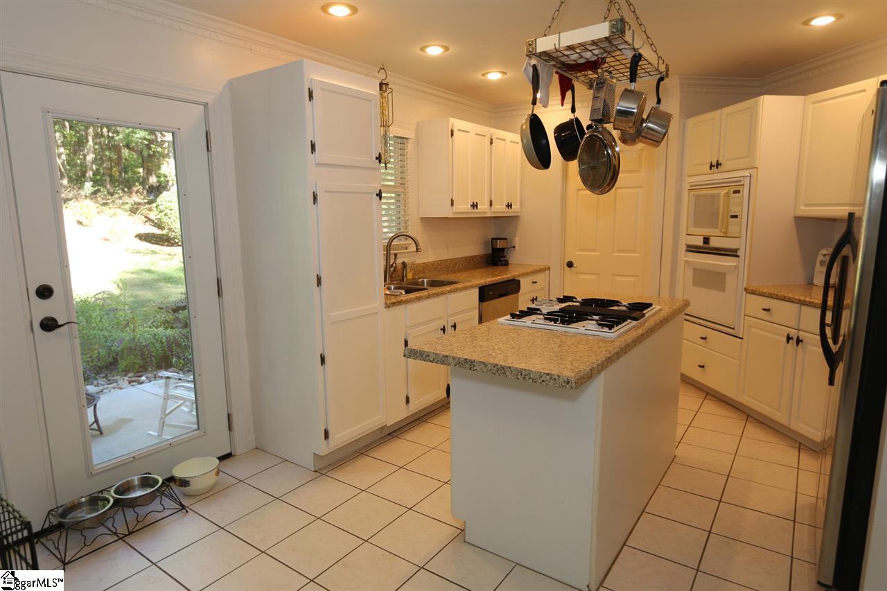 202 Pheasant Way Fountain Inn, SC 29644 - Photo 8 of 23 Gallery Image 8