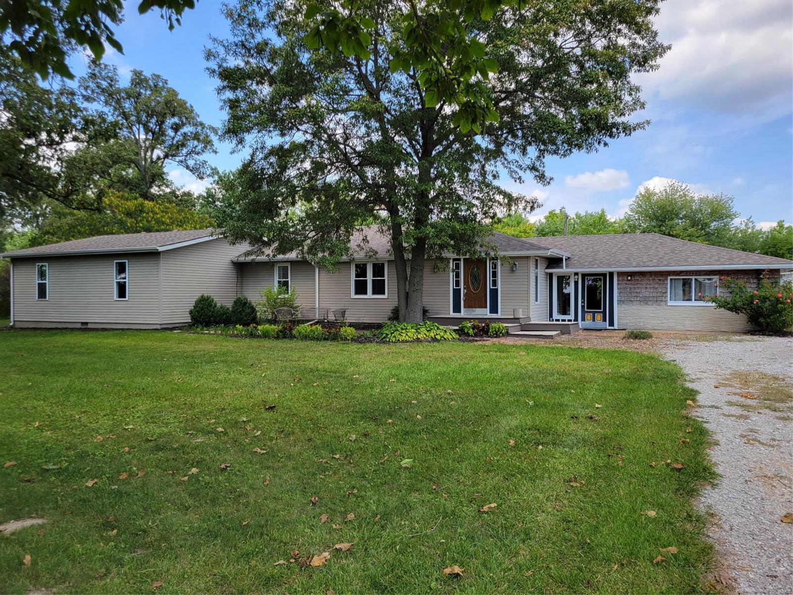 22467 Turkey Bend Road Du Bois, IL 62831 - Photo 1 of 30 Gallery Image 1