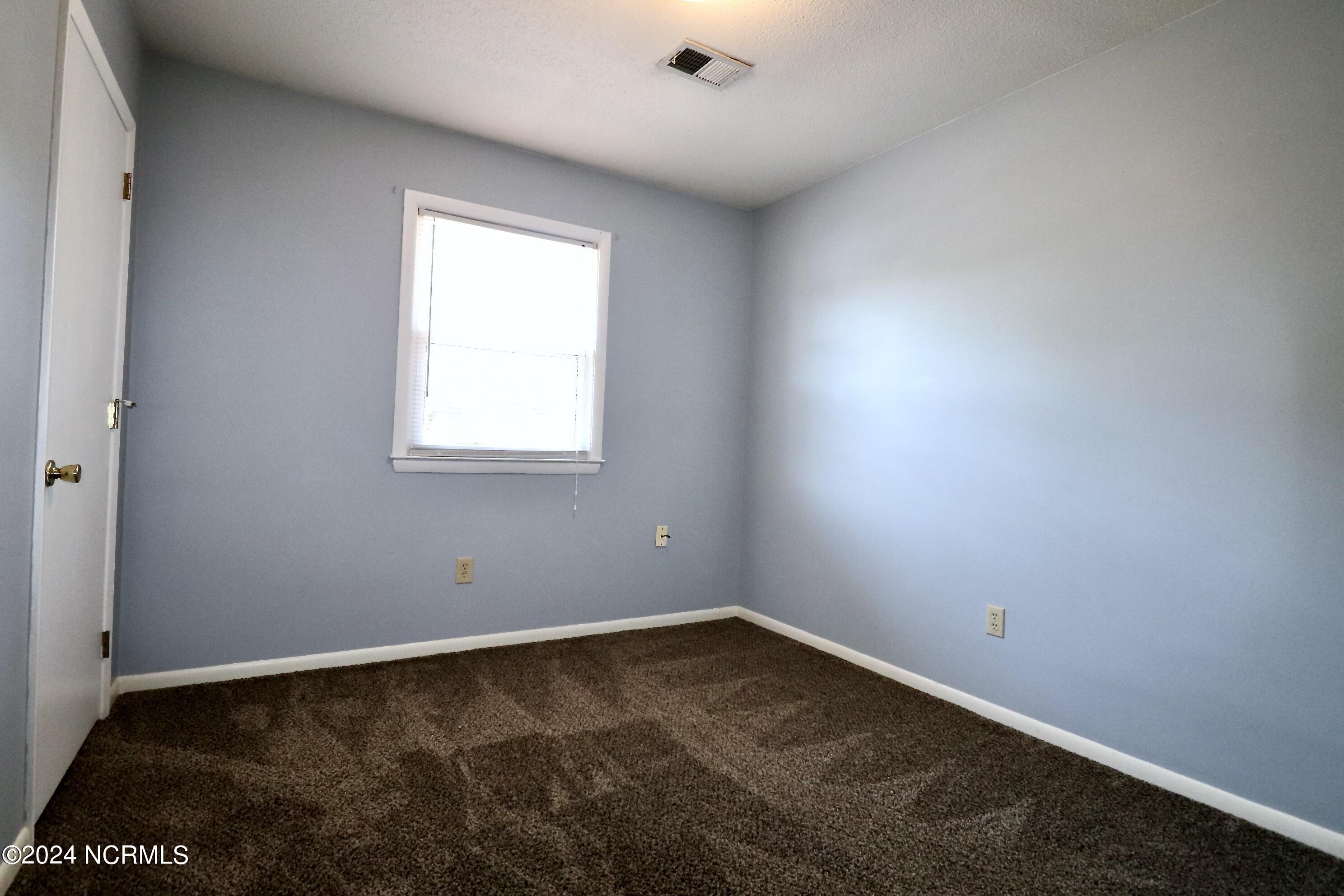422 Cathay Road Wilmington, NC 28412 - Photo 11 of 18 827D10DC-35B2-464C-80BA-1A11EEAB7708_1_2