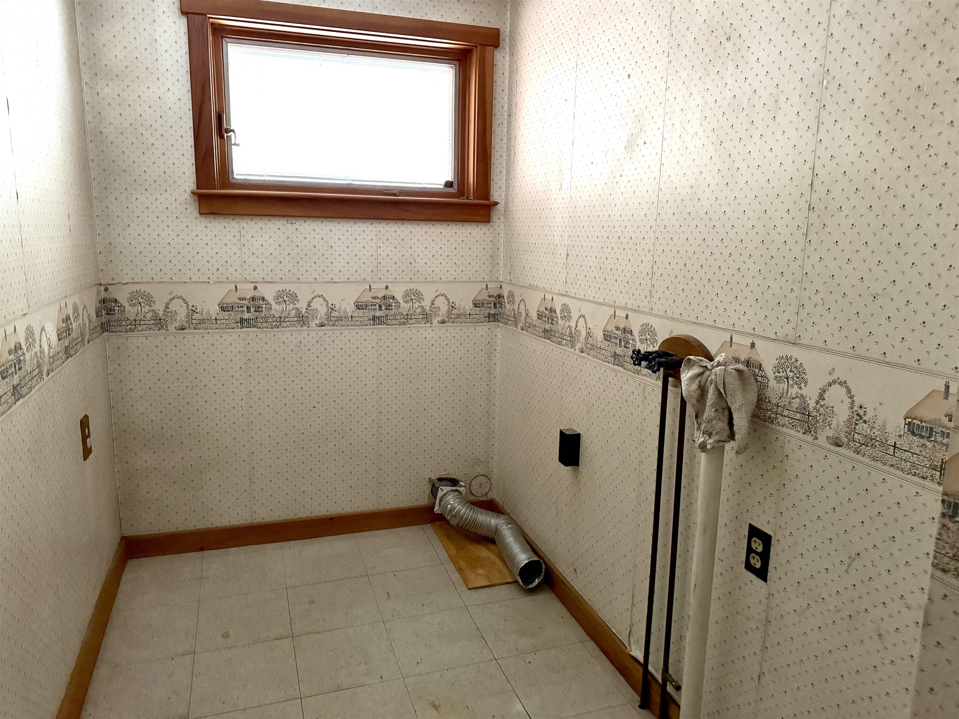 14 First Street Barre, VT 05641 - Photo 11 of 28