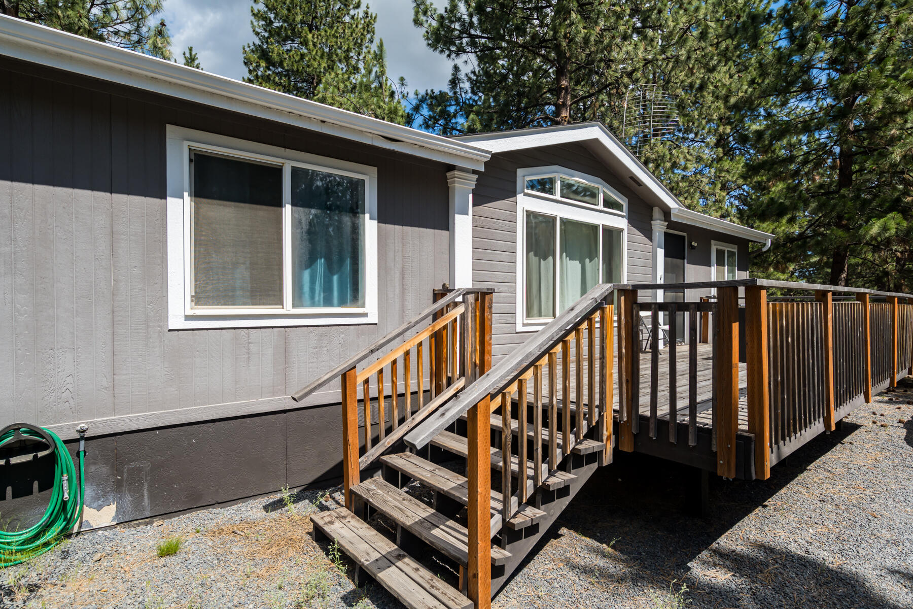 60477 Pima Road Bend, OR 97702 - Photo 4 of 25 Front porch