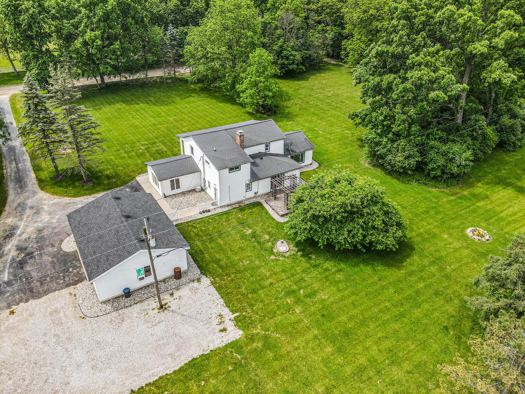 6170 Gregory Road Dexter, MI 48130 - Photo 22 of 28 035_dji_0278.jpg-1_189