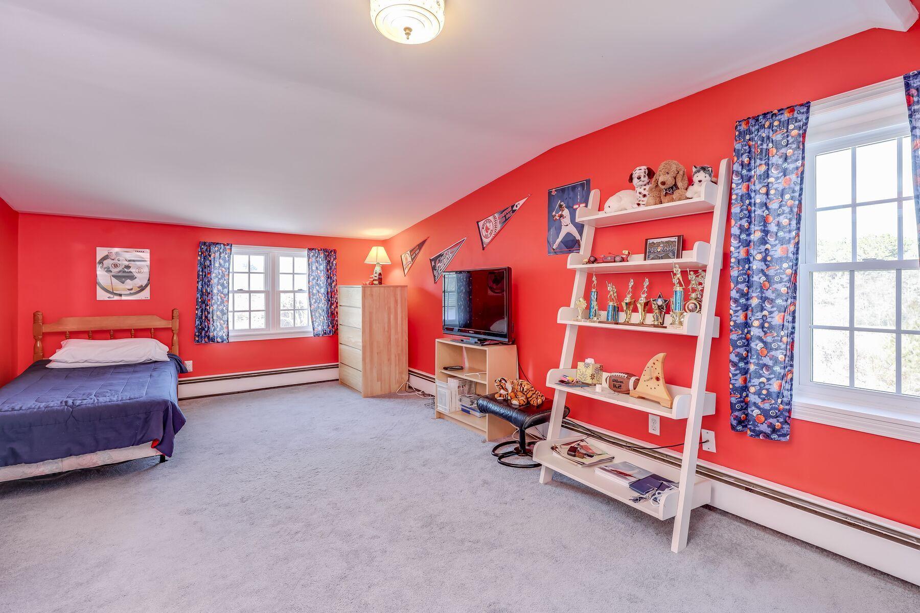 80 Sisson Road Harwich Port, MA 02646 - Photo 18 of 34 2nd Level Bedroom