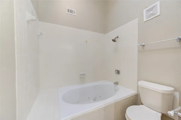 $123,999 | 16800 Sugar Pine Drive, Unit D 28, Houston, TX 77090