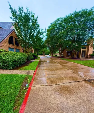 $123,999 | 16800 Sugar Pine Drive, Unit D 28, Houston, TX 77090