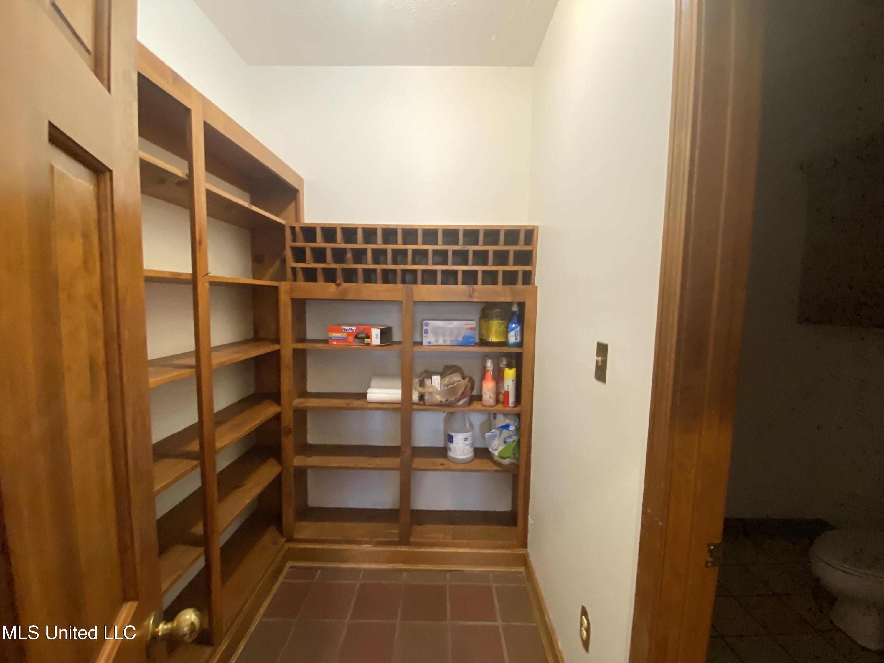 543 North Spring Lake Circle Terry, MS 39170 - Photo 17 of 70 IMG_2107