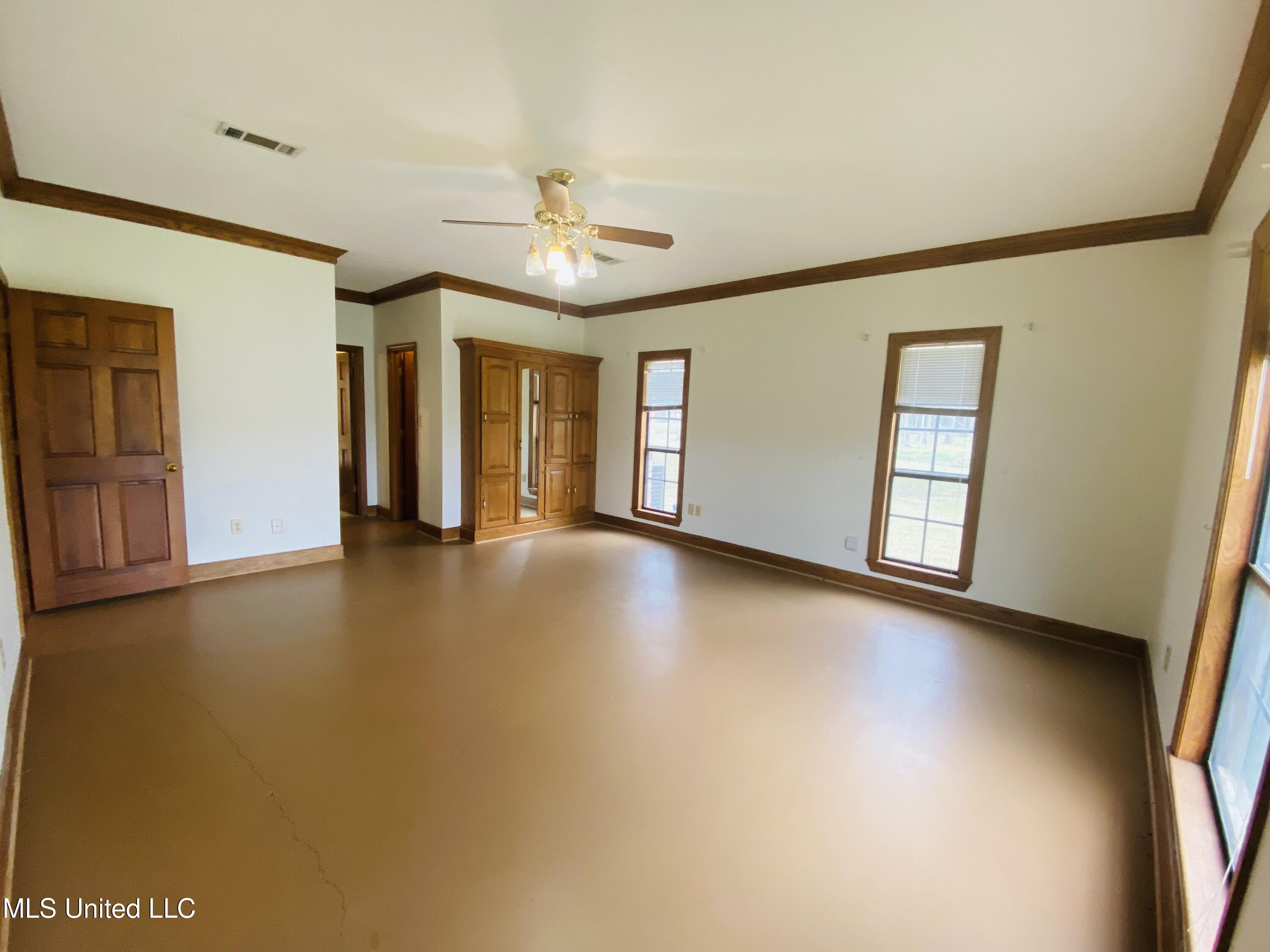 543 North Spring Lake Circle Terry, MS 39170 - Photo 28 of 70 IMG_2128