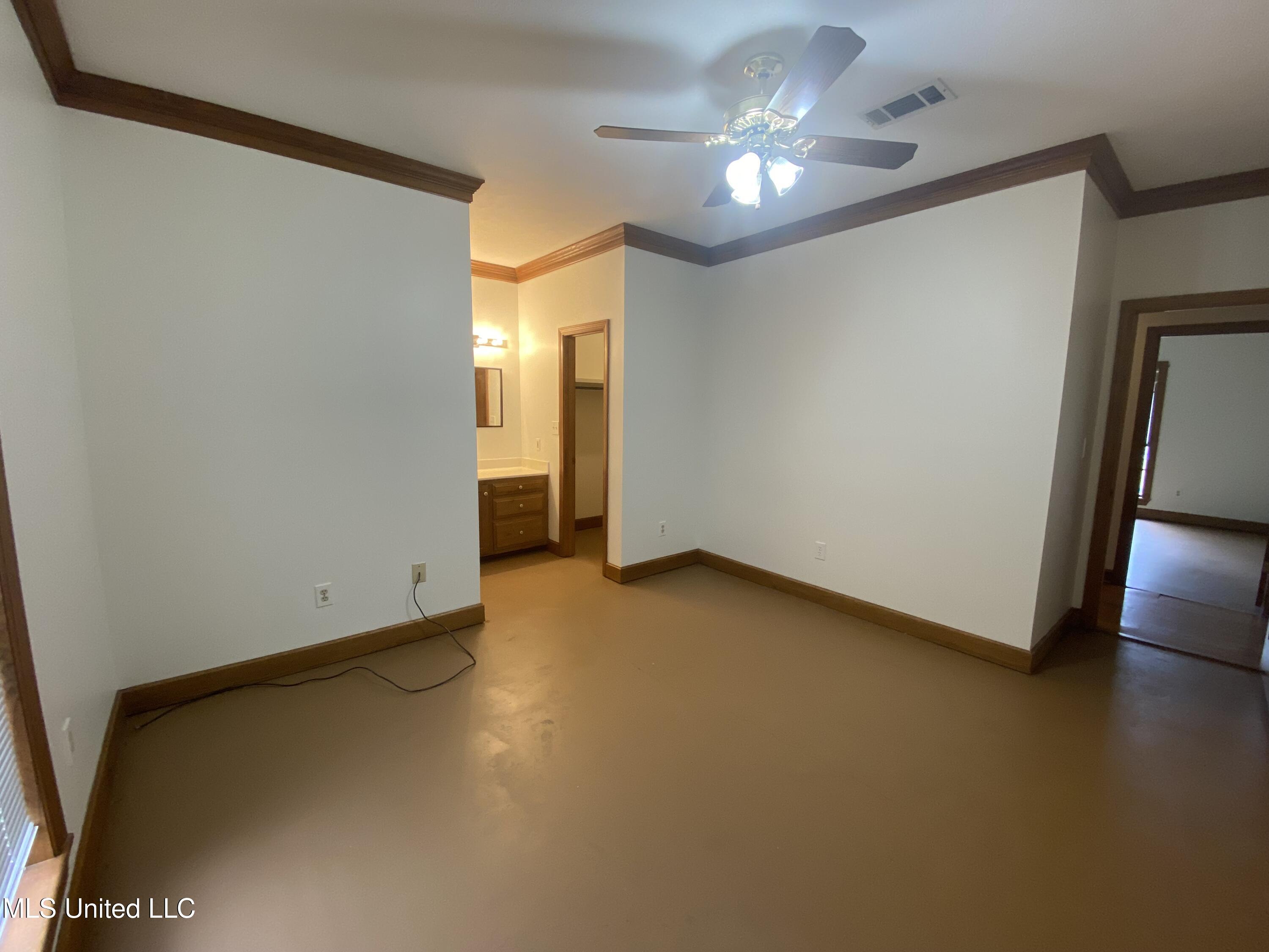 543 North Spring Lake Circle Terry, MS 39170 - Photo 49 of 70 IMG_2123