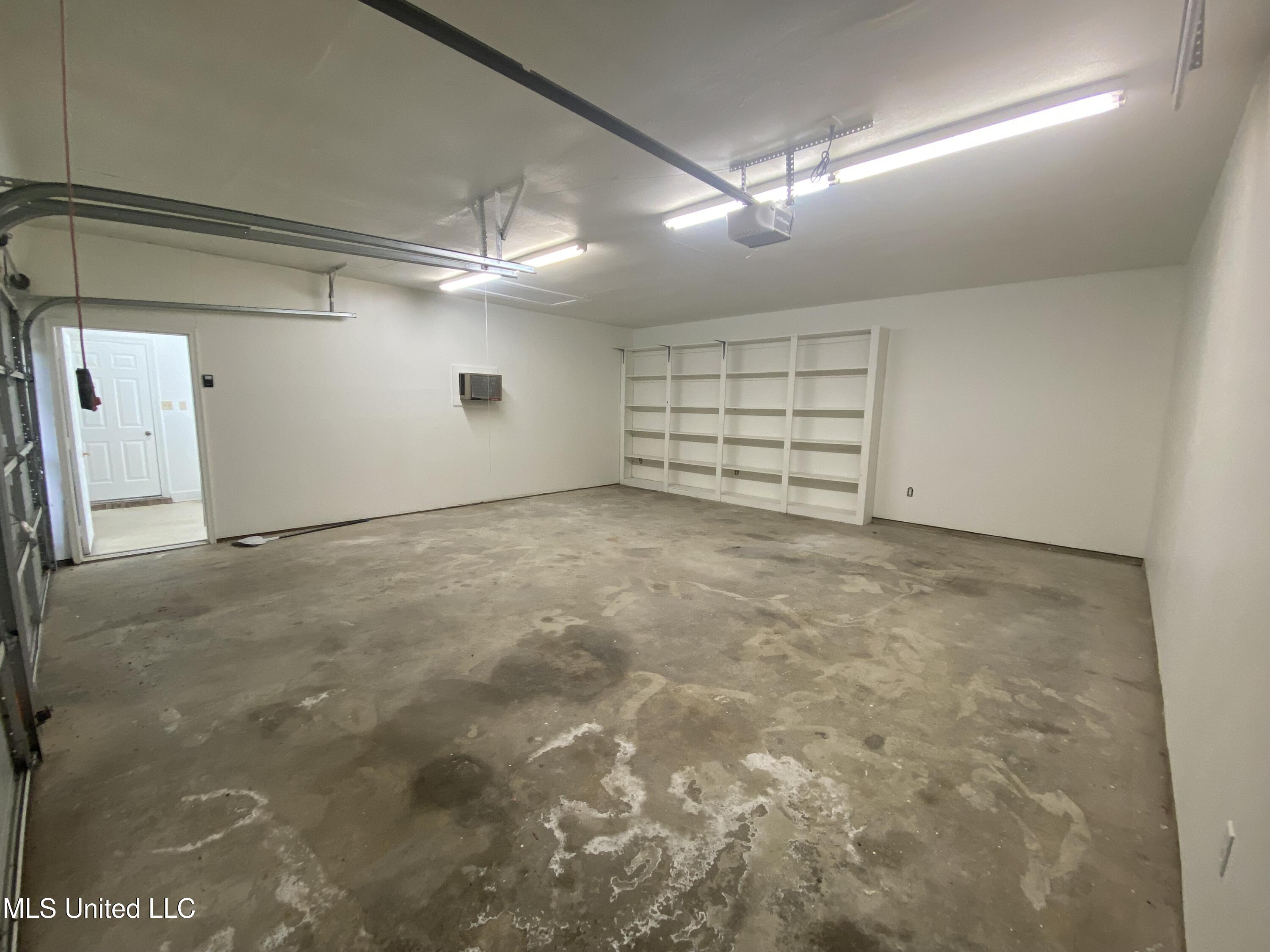 543 North Spring Lake Circle Terry, MS 39170 - Photo 53 of 70 IMG_2081