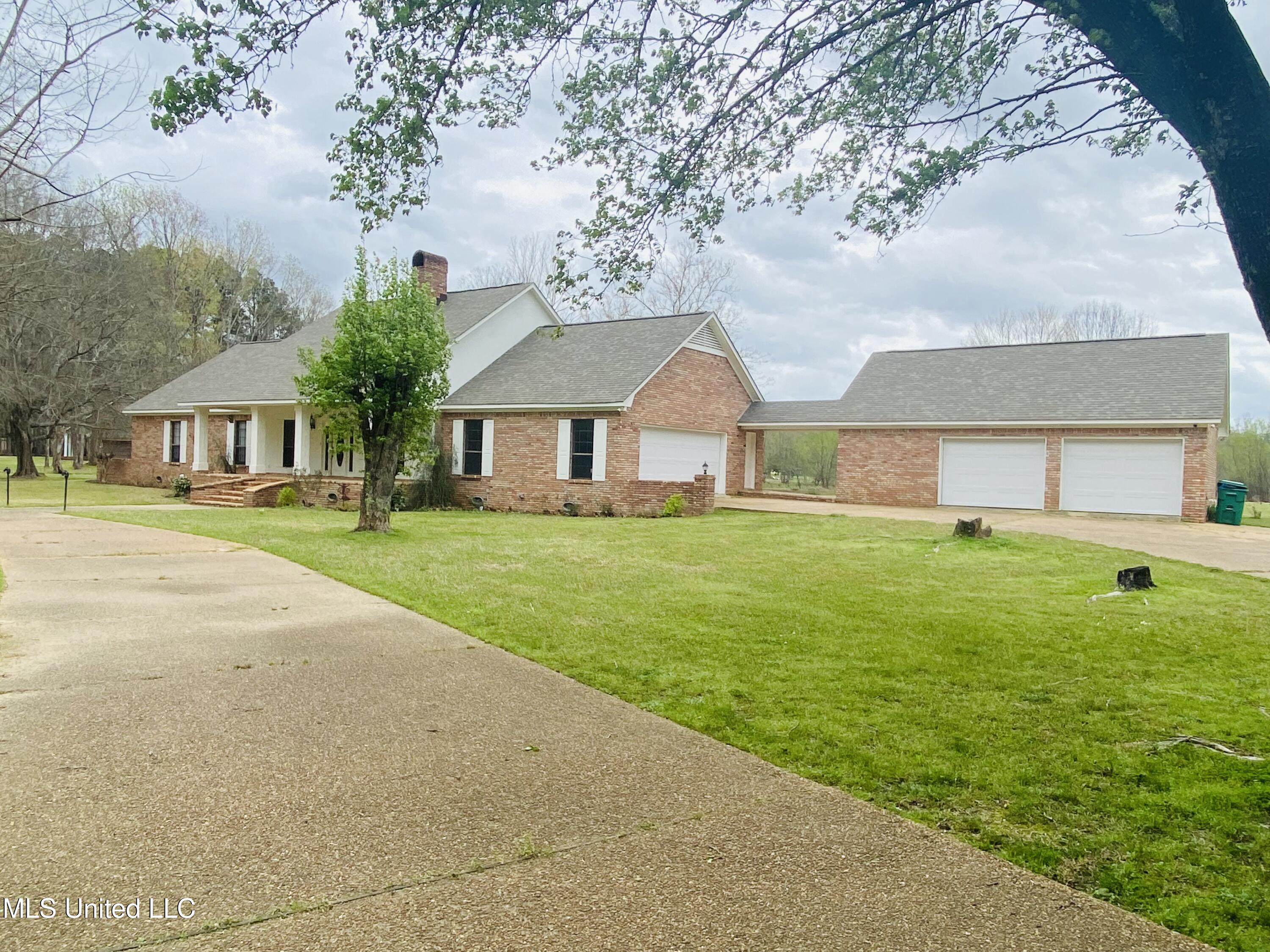 543 North Spring Lake Circle Terry, MS 39170 - Photo 60 of 70 IMG_2151