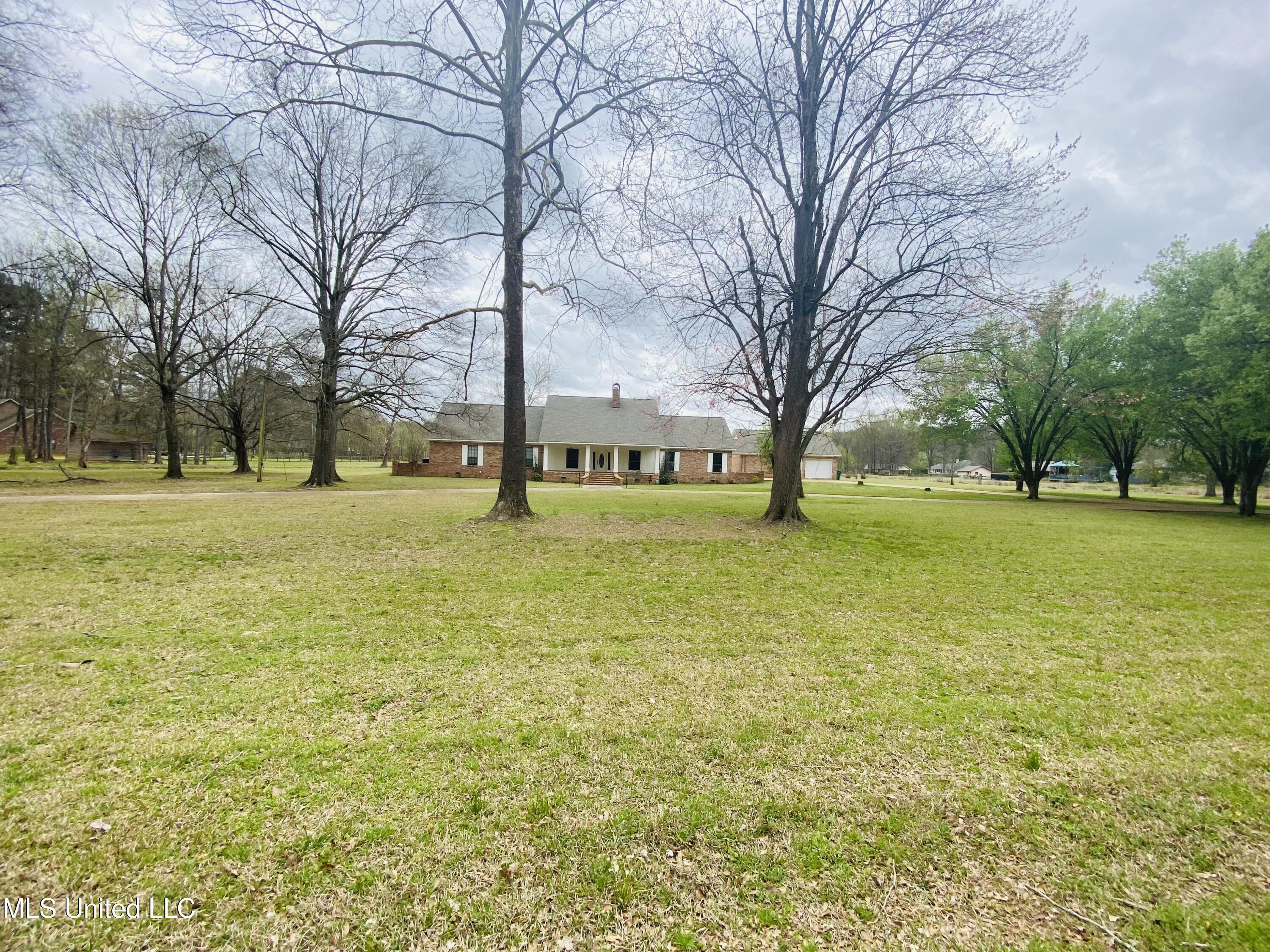 543 North Spring Lake Circle Terry, MS 39170 - Photo 62 of 70 IMG_2148