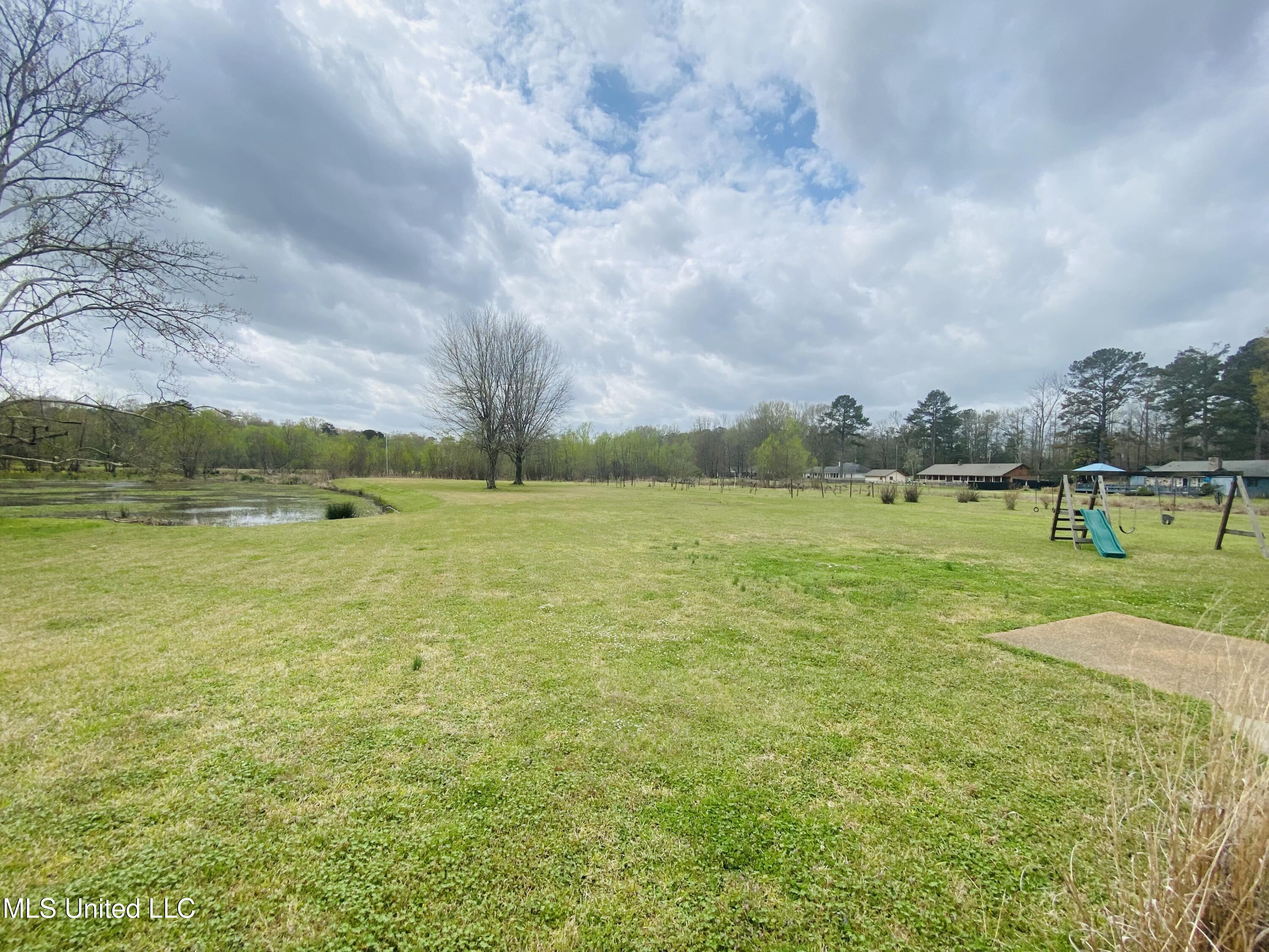 543 North Spring Lake Circle Terry, MS 39170 - Photo 70 of 70 IMG_2086