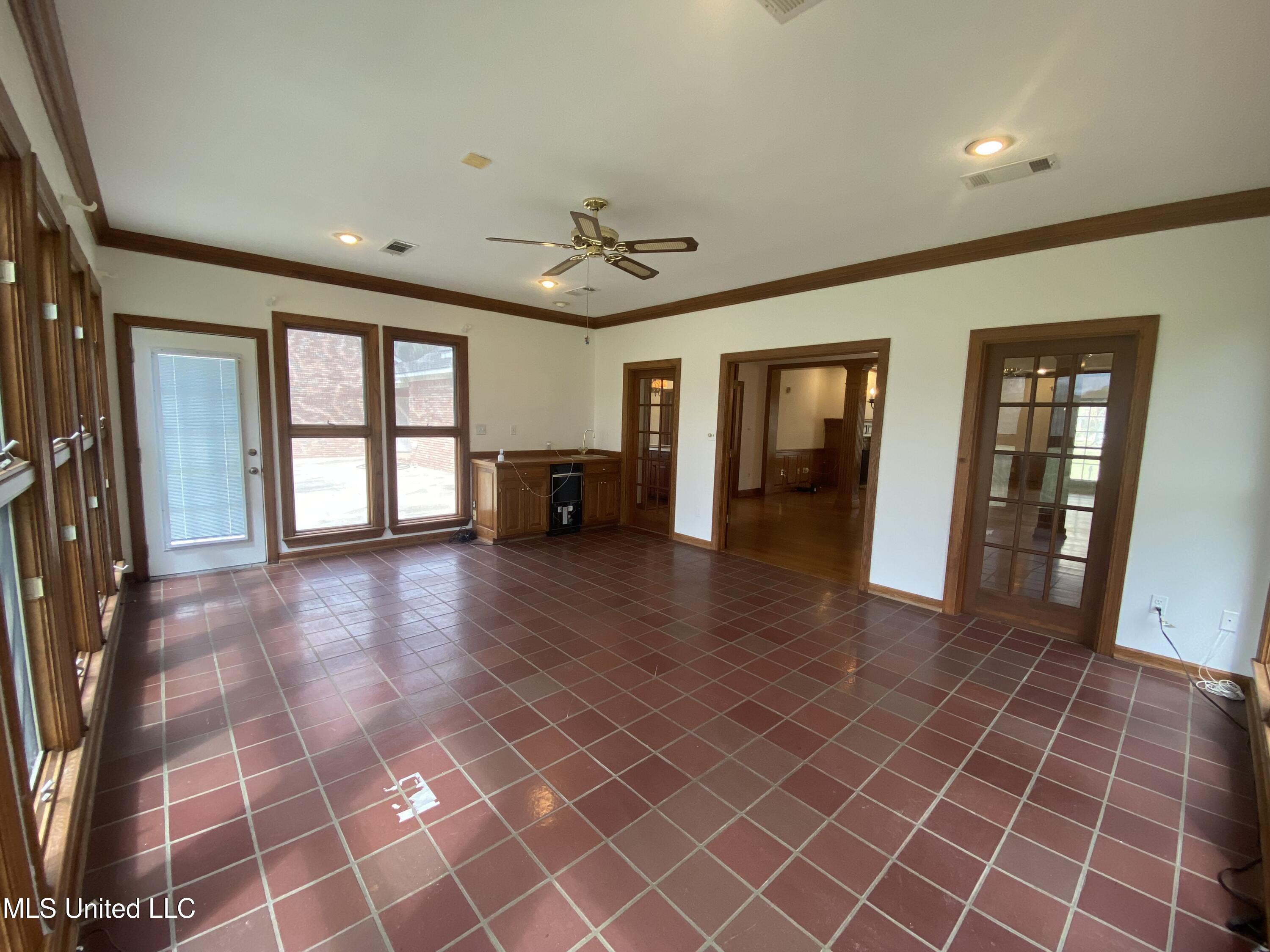 543 North Spring Lake Circle Terry, MS 39170 - Photo 10 of 70 IMG_2099