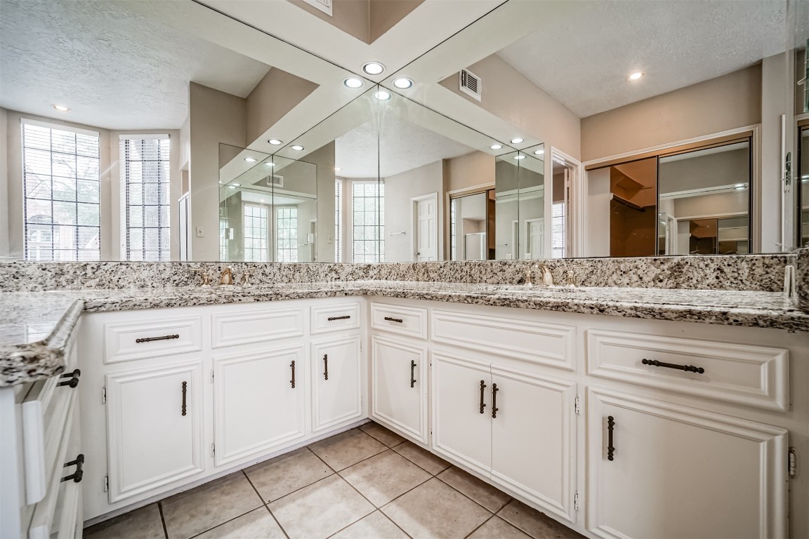 67 North Skyflower Court Spring, TX 77381 - Photo 24 of 45